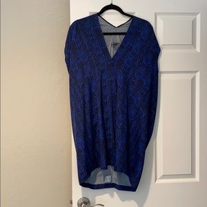 Above the knee Vince dress